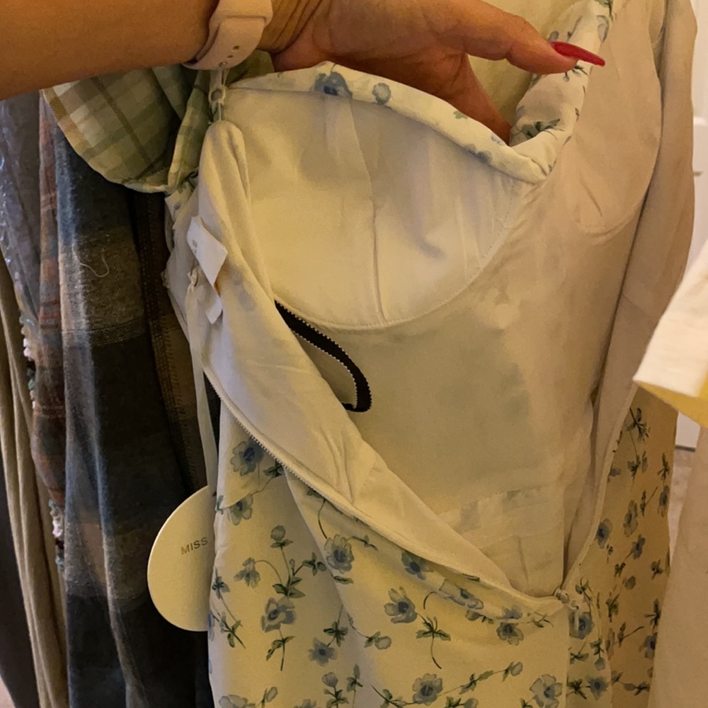 NWT Floral Midi Dress - Picture 6 of 7